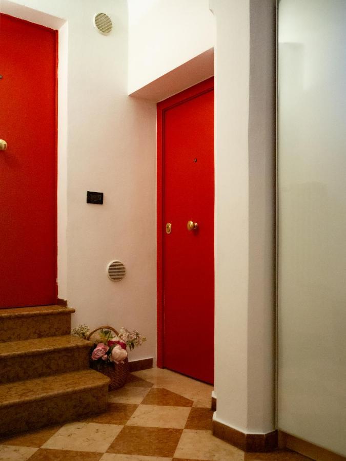 Ferienwohnung Monolocale Sui Tetti Di Bologna - Via Indipendenza Exterior foto